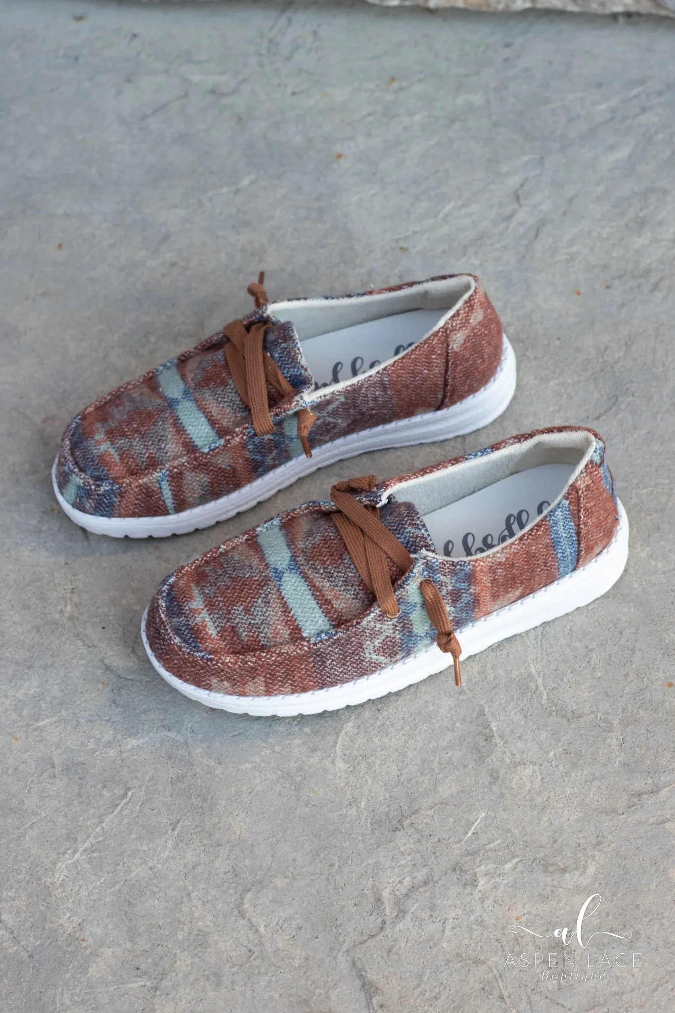 Aaliyah Slip Ons (Rust)