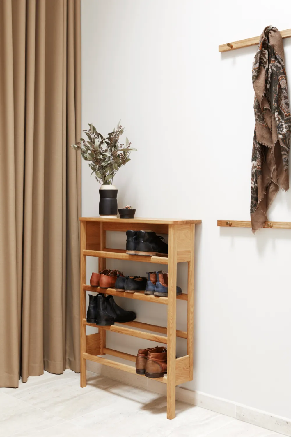 Solid Oak Shoe Rack L | Form & Refine A Line