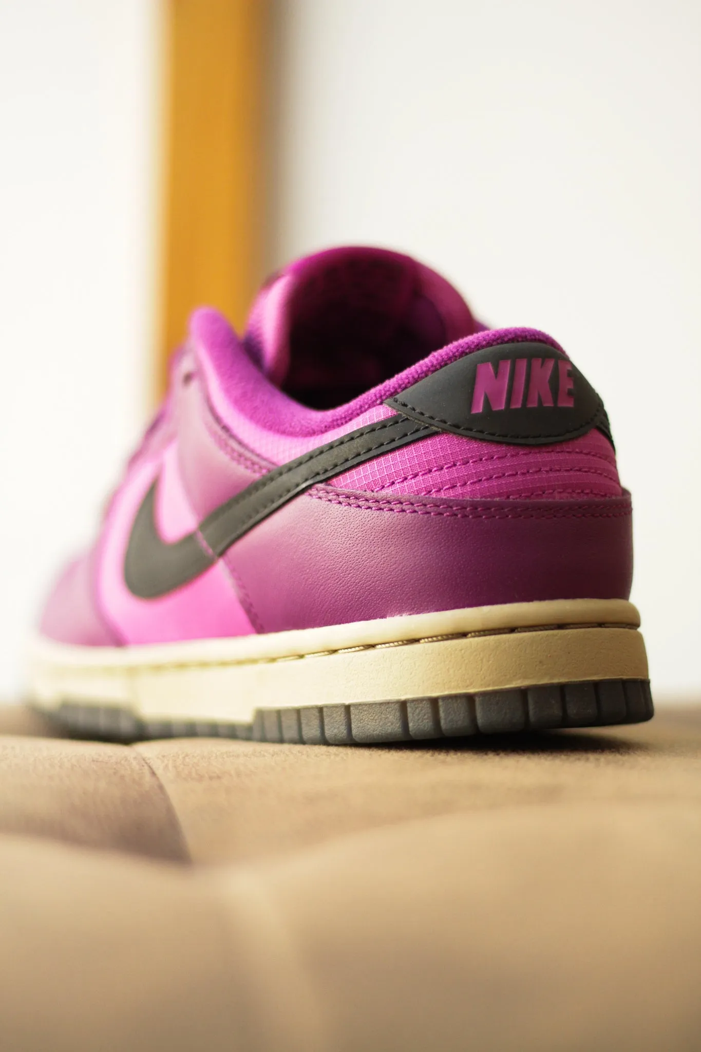 W DUNK LOW "VIOTECH"